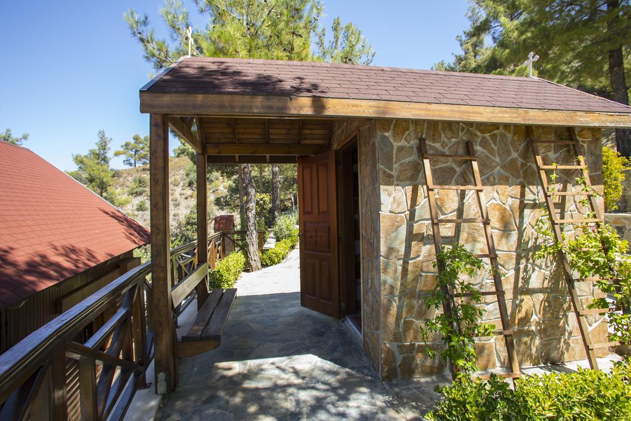 Ricky Chalet Near Troodos Spilia Екстер'єр фото